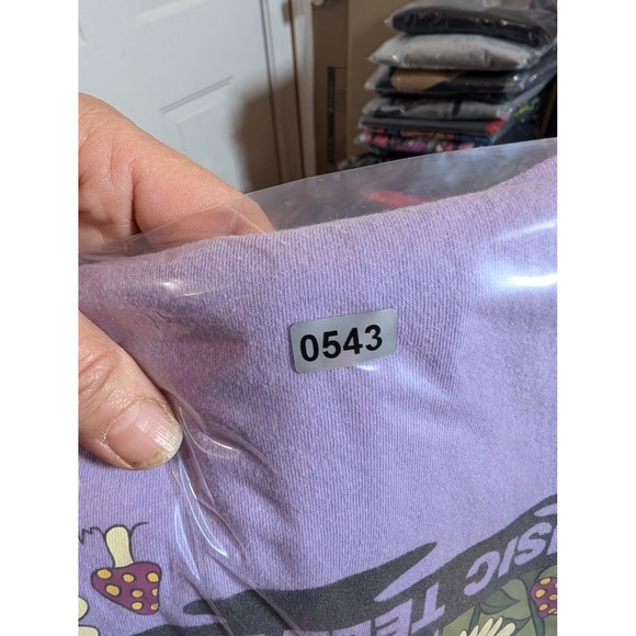 GAP Mens MTV Music Television Graphic T Shirt Purple Short Sleeve Size Medium - Picture 9 of 9